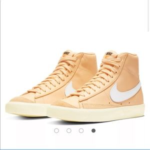 Nike Blazer Mid ‘77